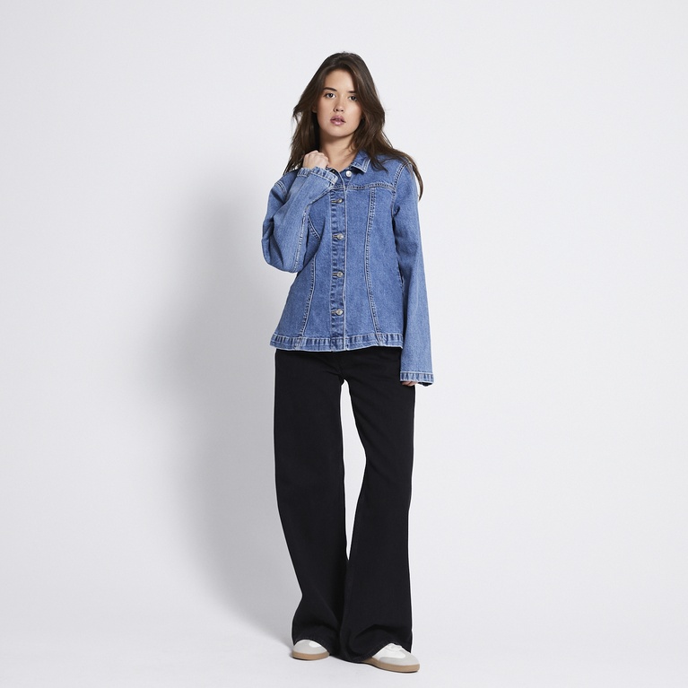 Fitted denim jacket "Form" Mid wash